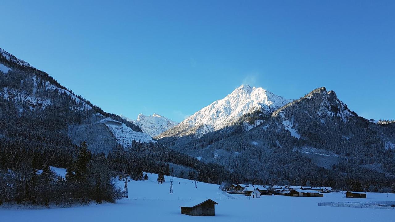 Alpenchalet Vils Tirol מראה חיצוני תמונה
