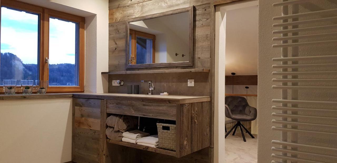 Alpenchalet Vils Tirol מראה חיצוני תמונה